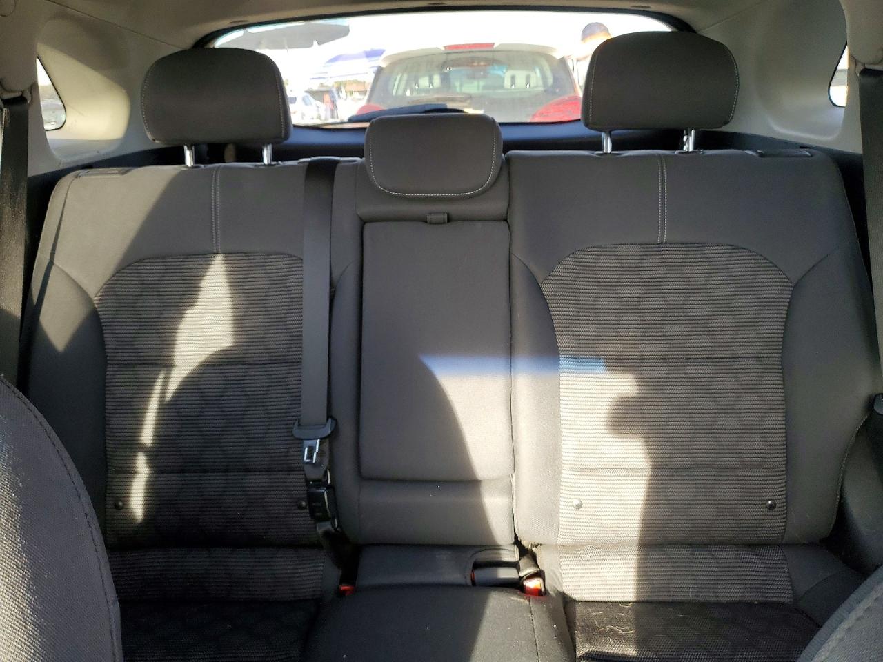 2019 KIA NIRO LX photo 19