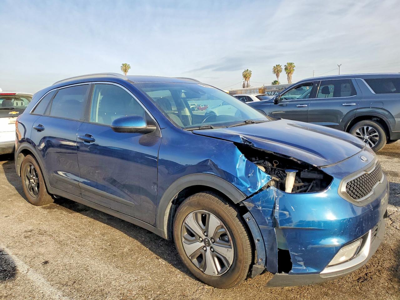 2019 KIA NIRO LX photo 7