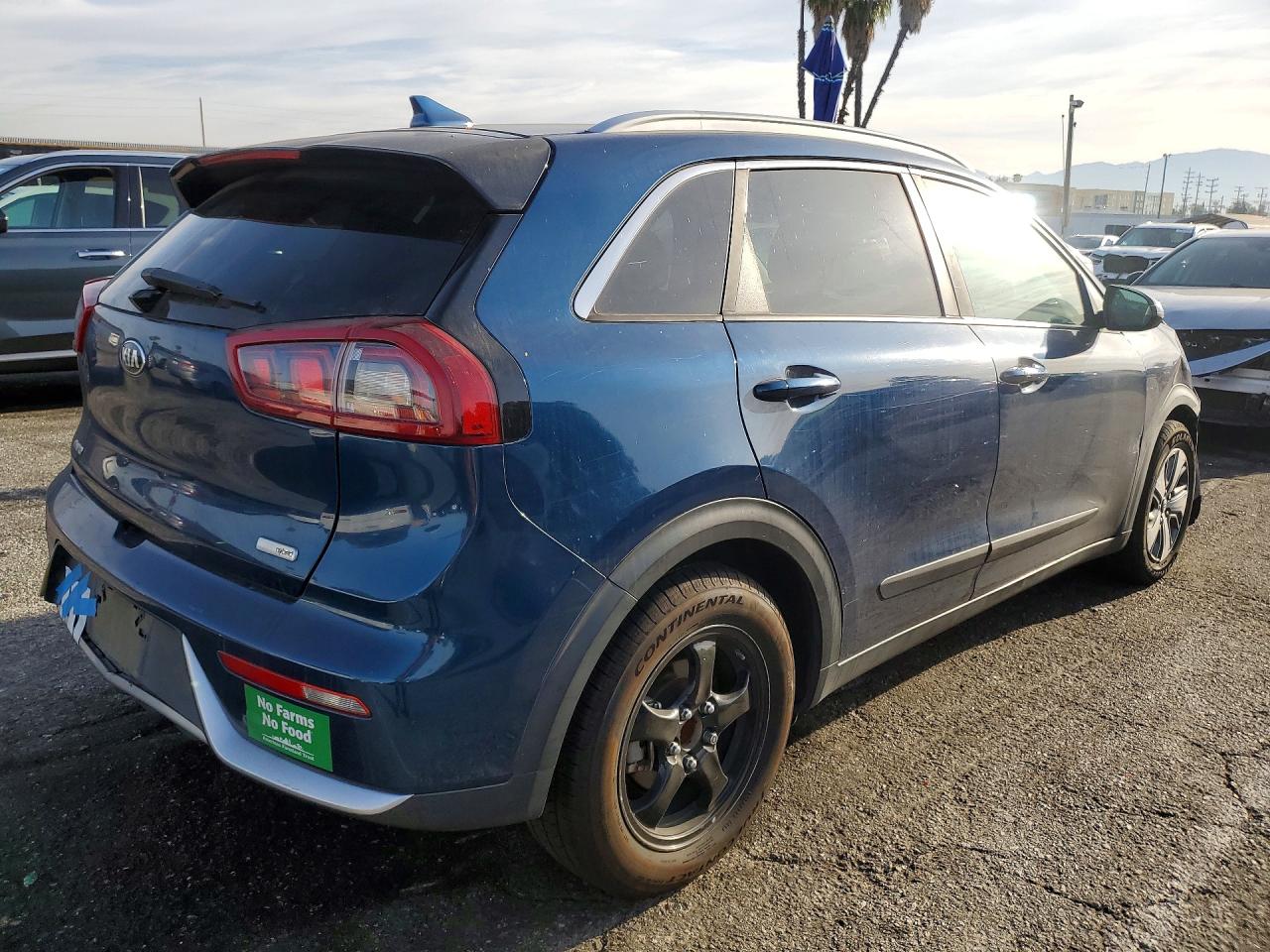 2019 KIA NIRO LX photo 5