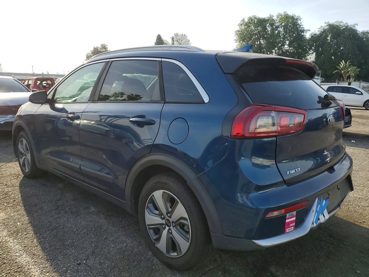 2019 KIA NIRO LX photo 3