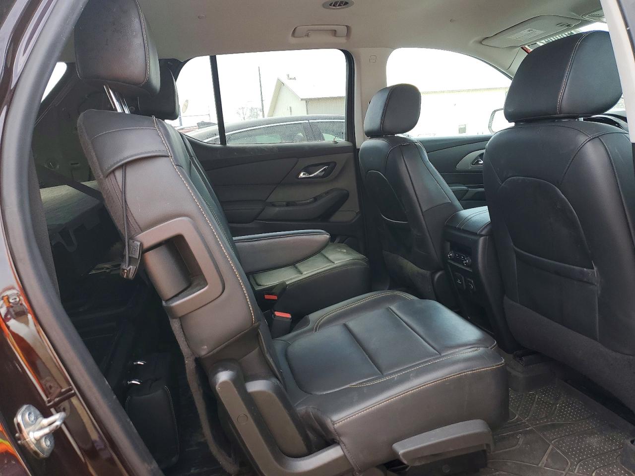 2020 CHEVROLET TRAVERSE LT photo 21