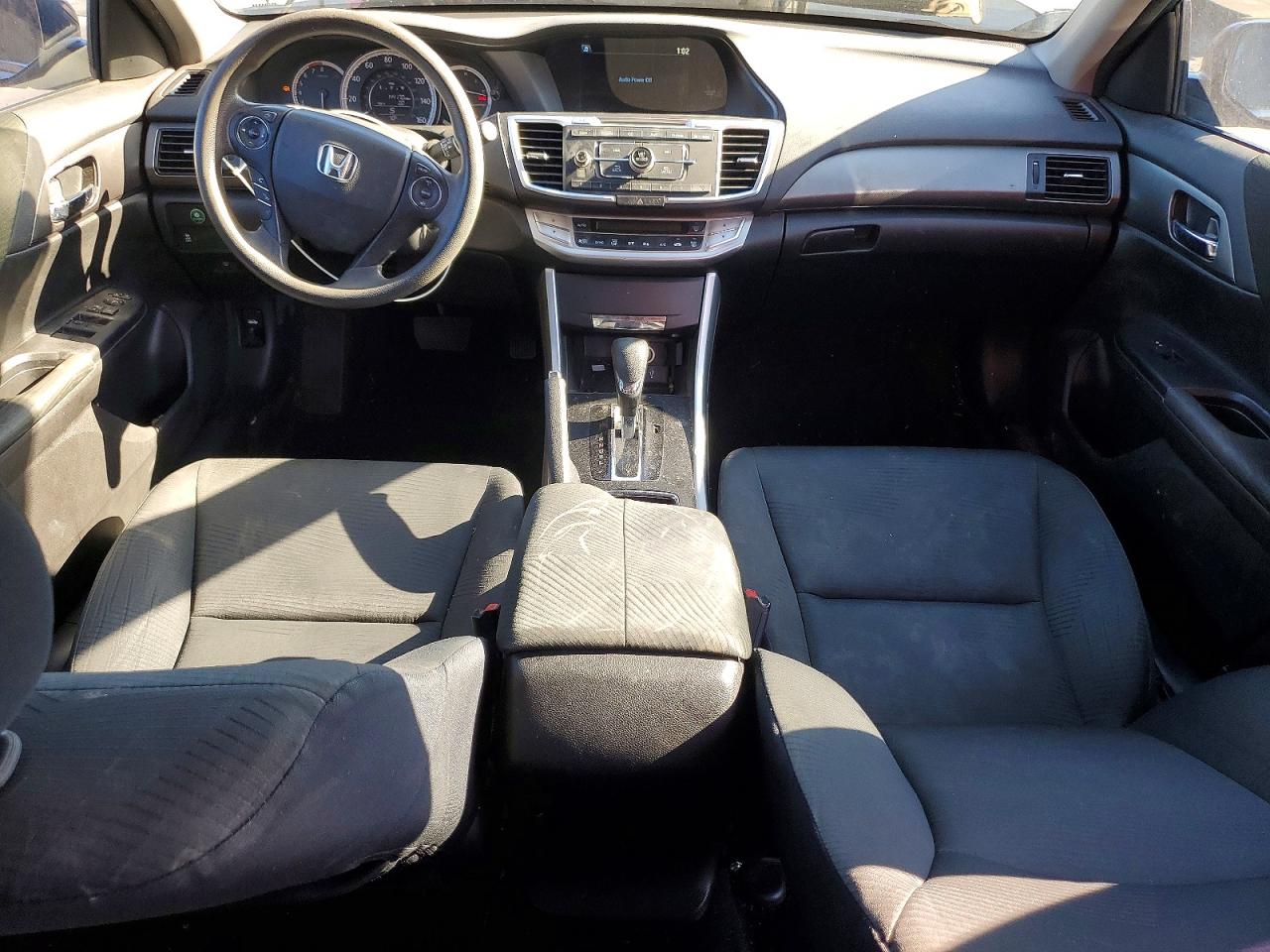 2015 HONDA ACCORD LX photo 8