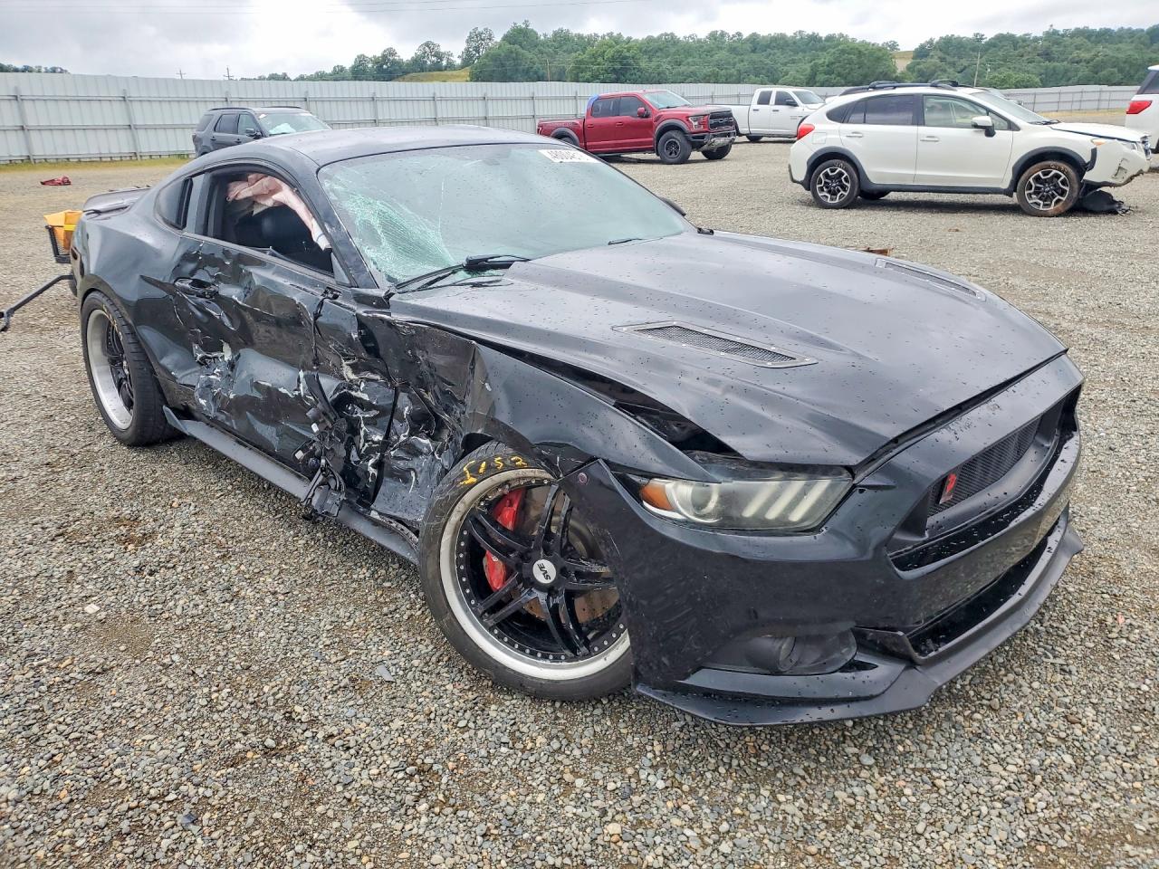 2015 FORD MUSTANG GT photo 10