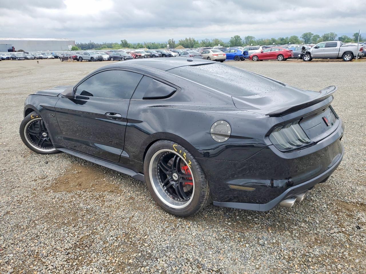 2015 FORD MUSTANG GT photo 4