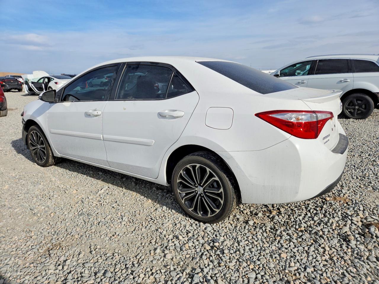 2016 TOYOTA COROLLA S PLUS photo 3