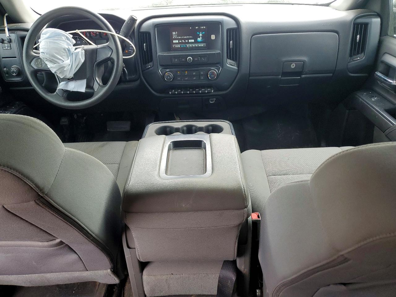 2018 CHEVROLET SILVERADO K1500 photo 8