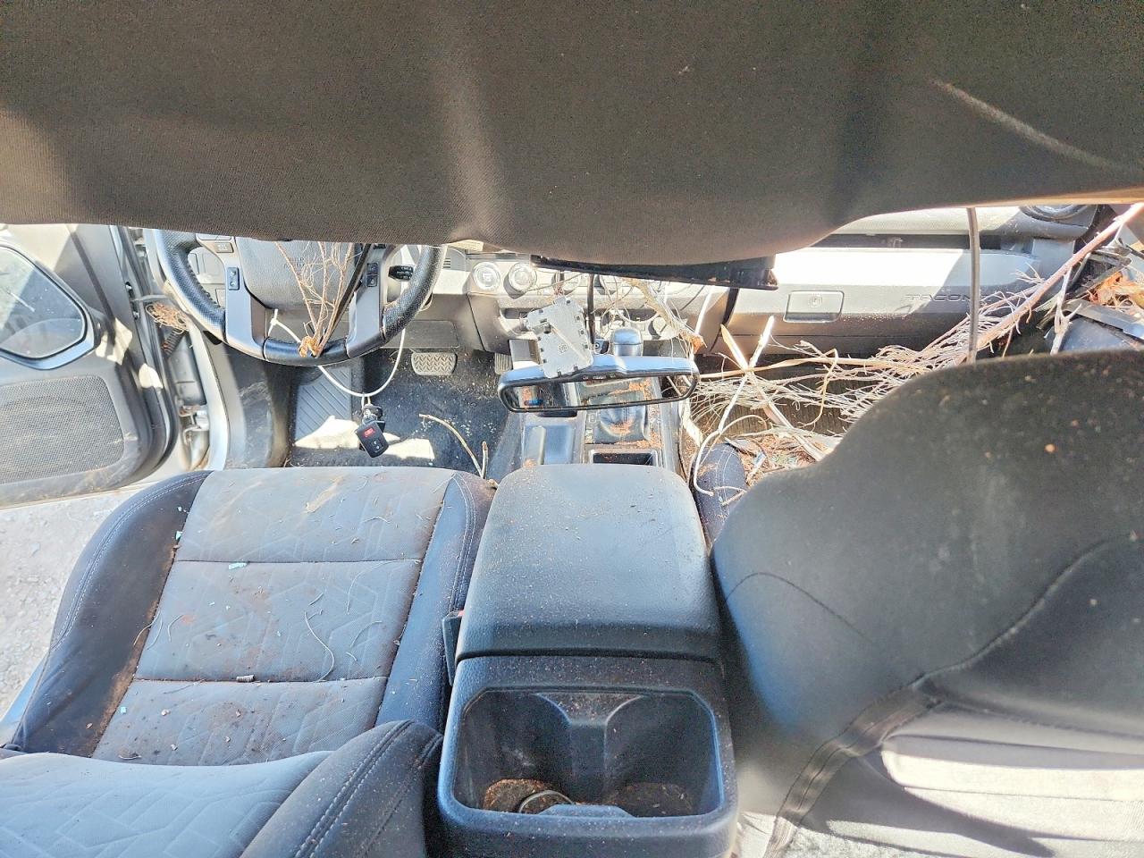 2022 TOYOTA TACOMA SR V6 photo 15