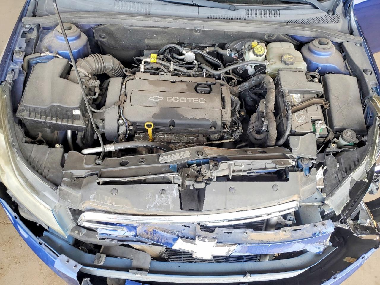 2013 CHEVROLET CRUZE LS photo 11