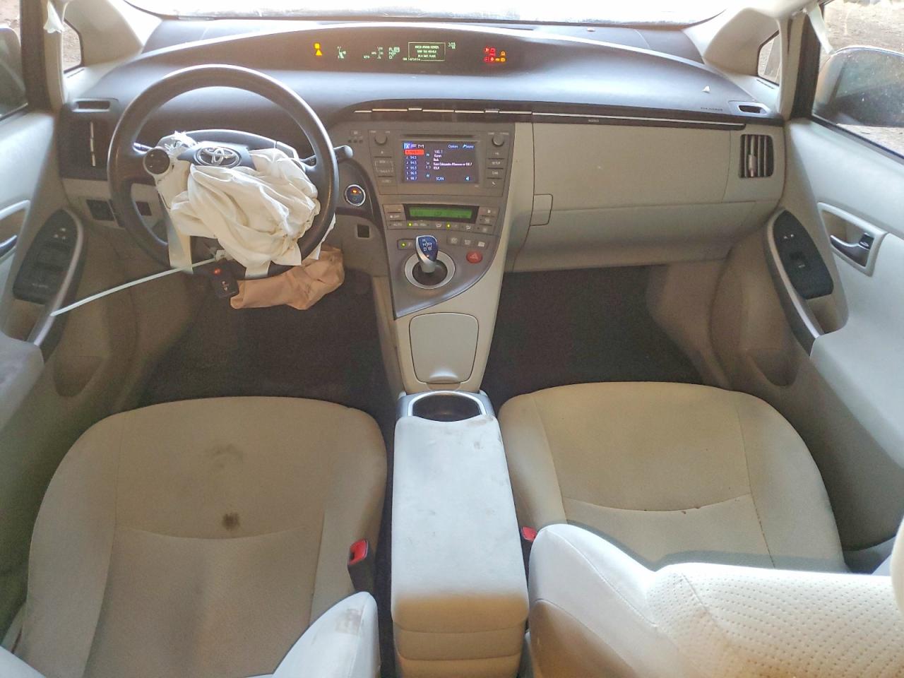 2013 TOYOTA PRIUS TWO photo 22