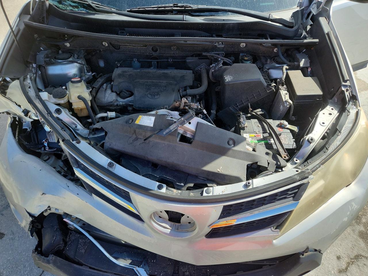 2015 TOYOTA RAV4 LE photo 12