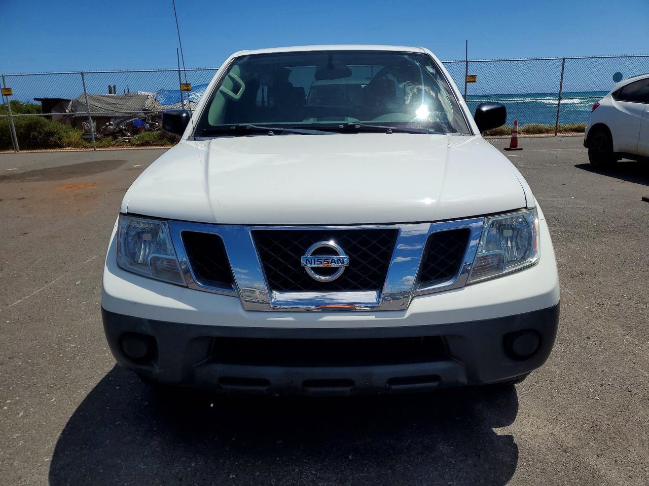 2019 NISSAN FRONTIER S photo 9