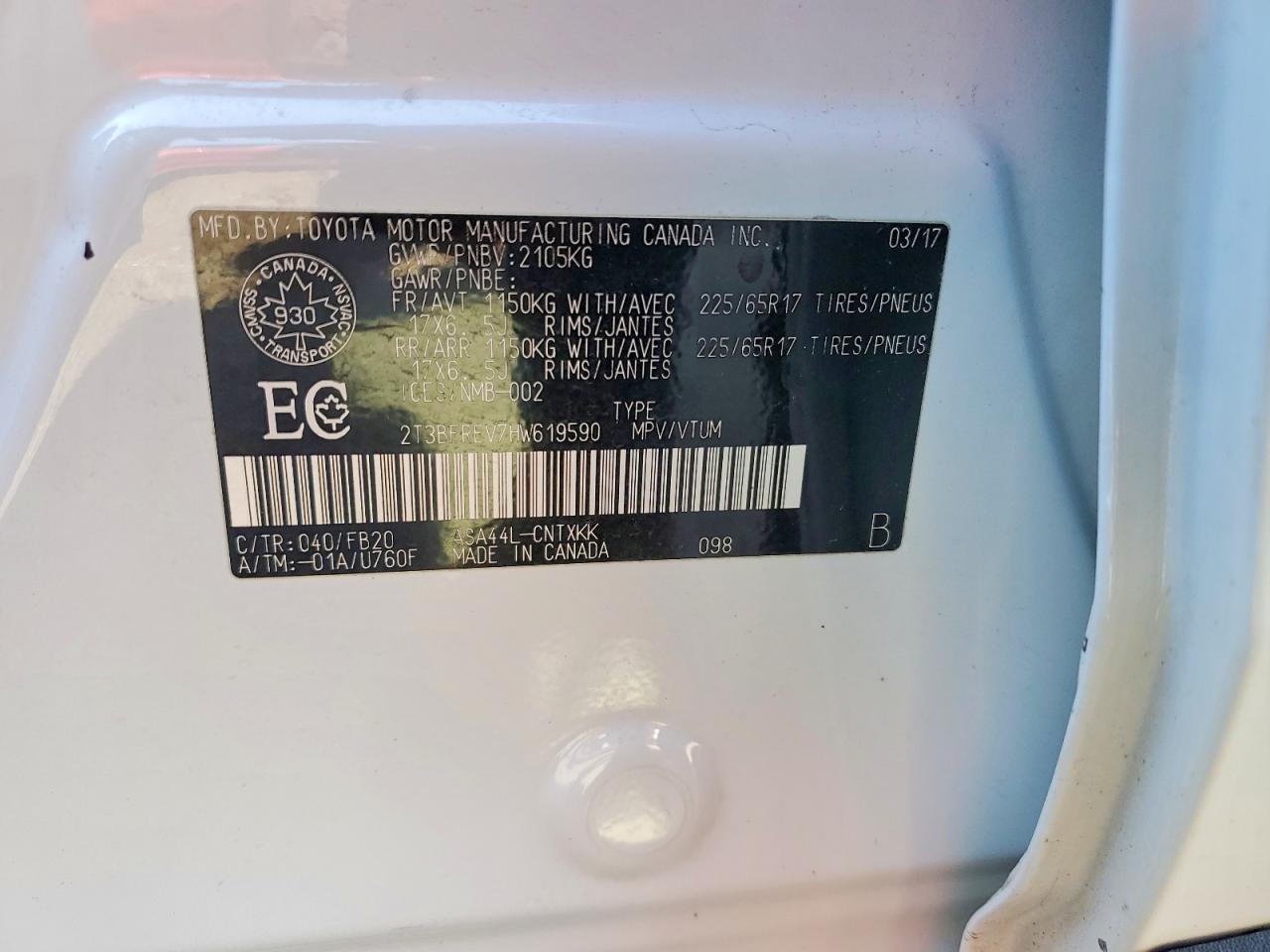 2017 TOYOTA RAV4 LE photo 14