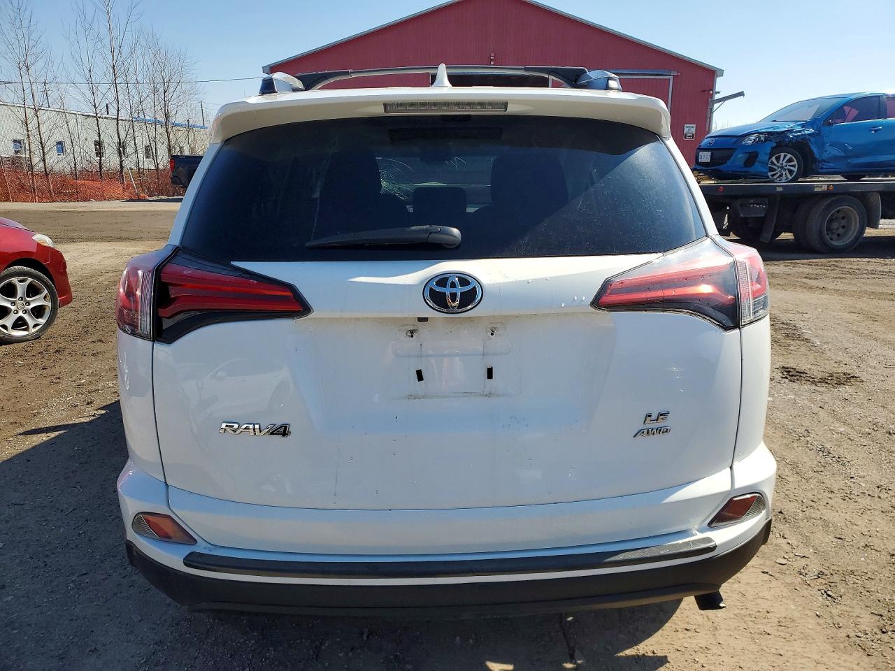 2017 TOYOTA RAV4 LE photo 6