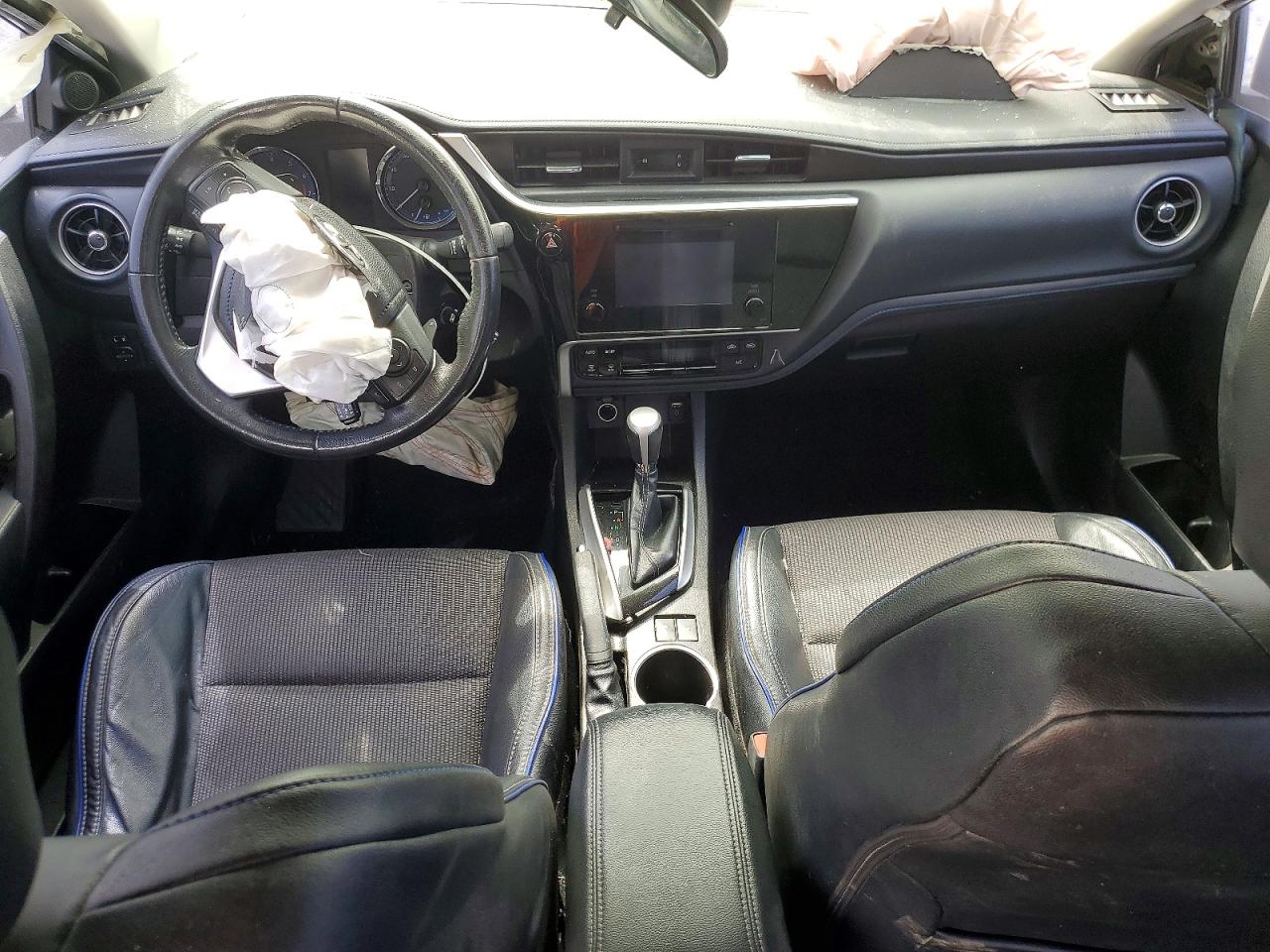2019 TOYOTA COROLLA SE photo 15