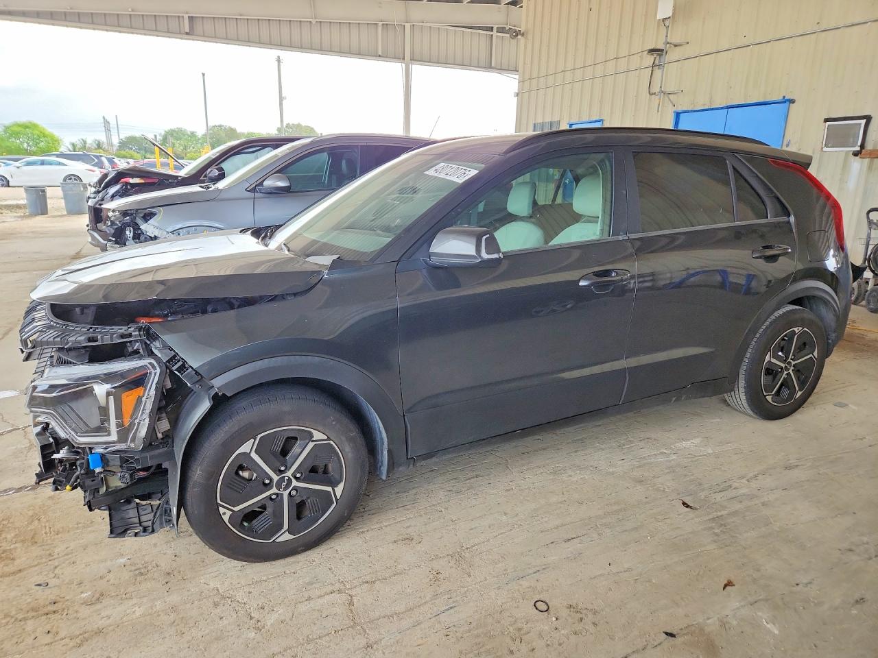 2024 KIA NIRO