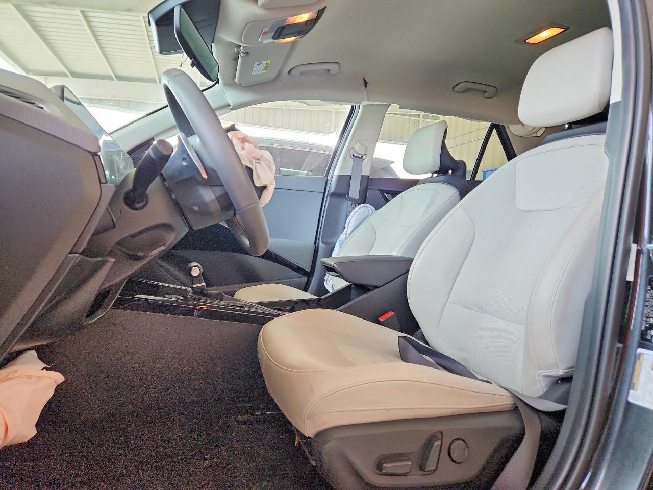 2024 KIA NIRO EX photo 13