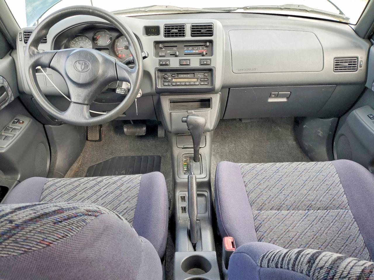 2000 TOYOTA RAV4 BASE photo 15