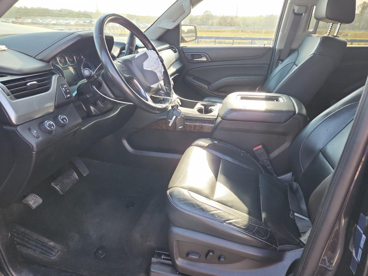 2018 CHEVROLET SUBURBAN K1500 LT photo 19