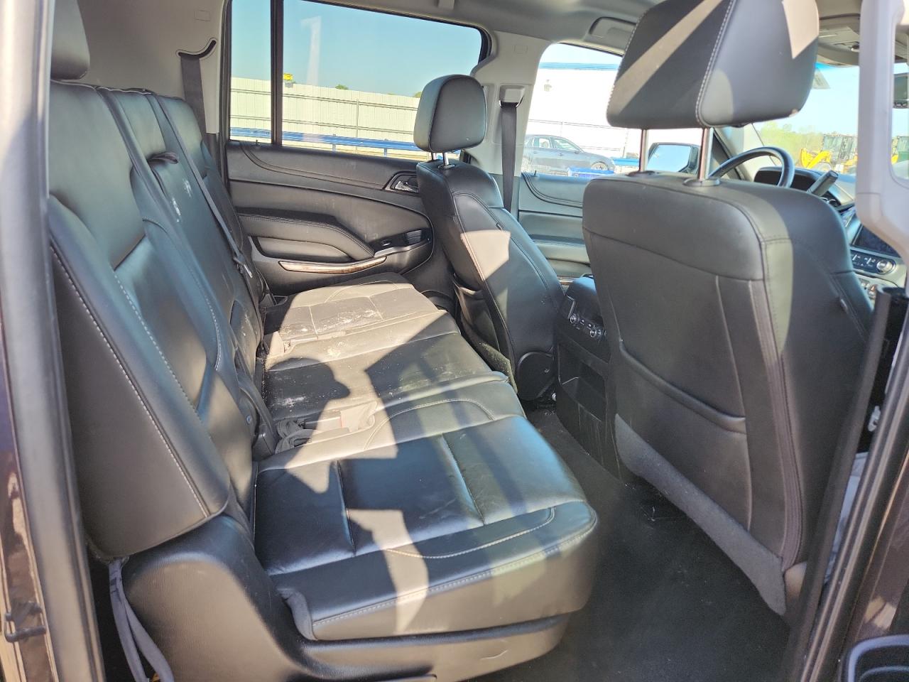 2018 CHEVROLET SUBURBAN K1500 LT photo 31