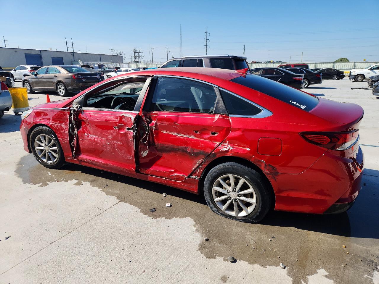 2018 HYUNDAI SONATA SE photo 2