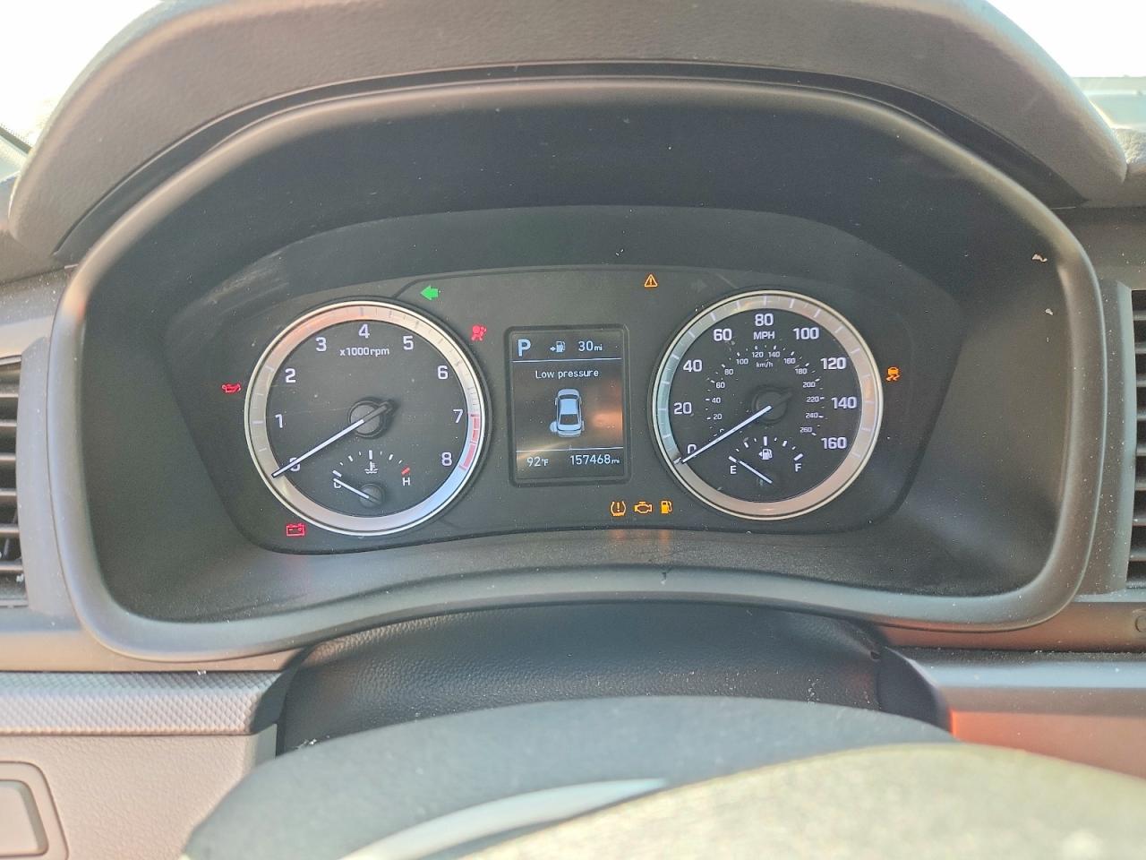 2018 HYUNDAI SONATA SE photo 9