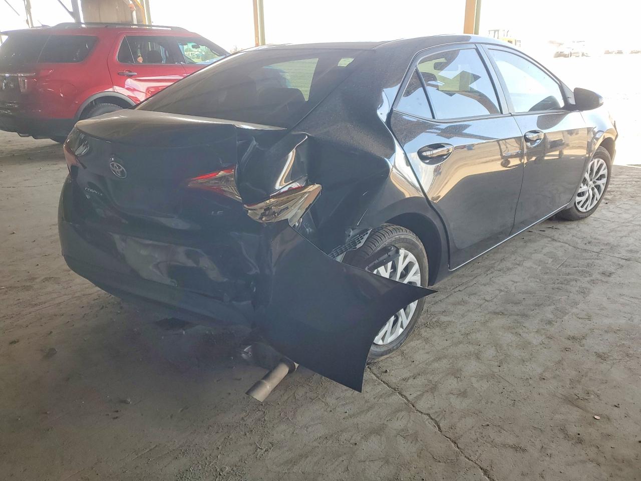 2017 TOYOTA COROLLA LE photo 5