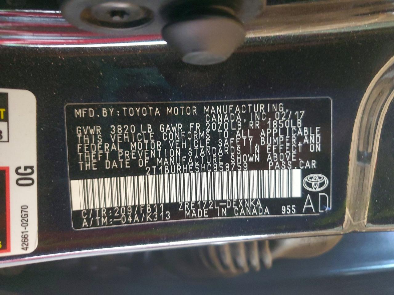 2017 TOYOTA COROLLA LE photo 23
