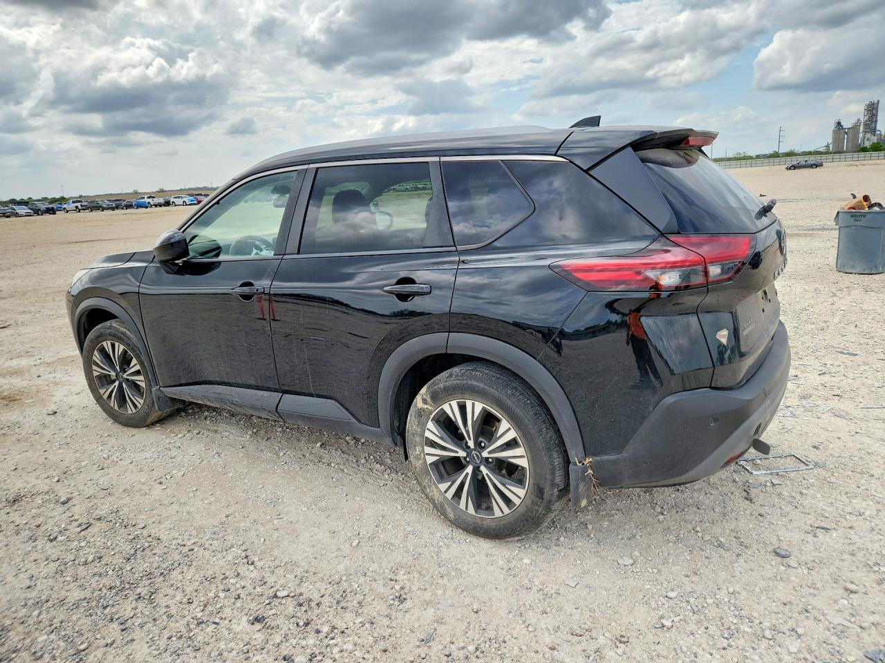 2023 NISSAN ROGUE SV photo 3