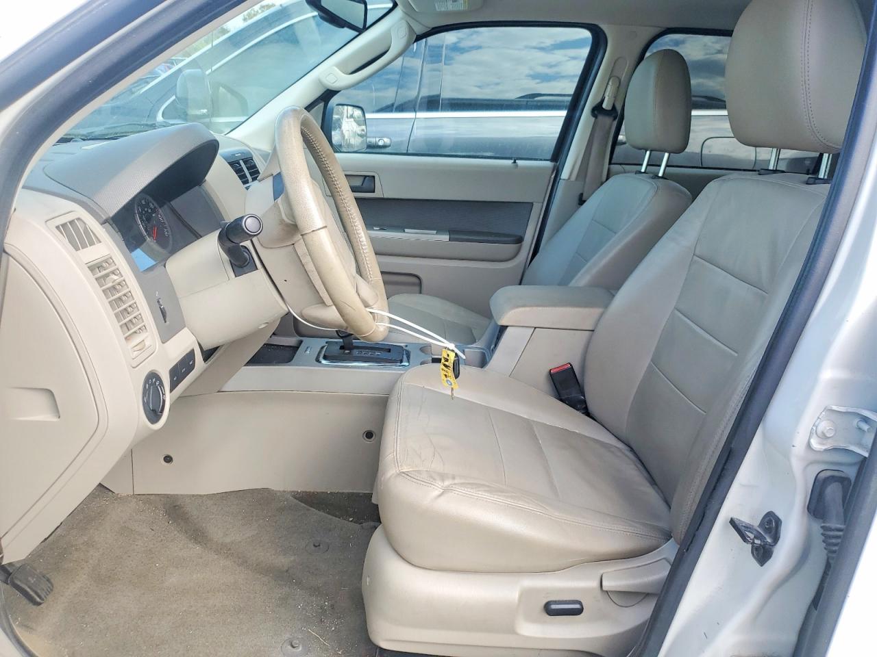 2012 FORD ESCAPE XLT photo 7