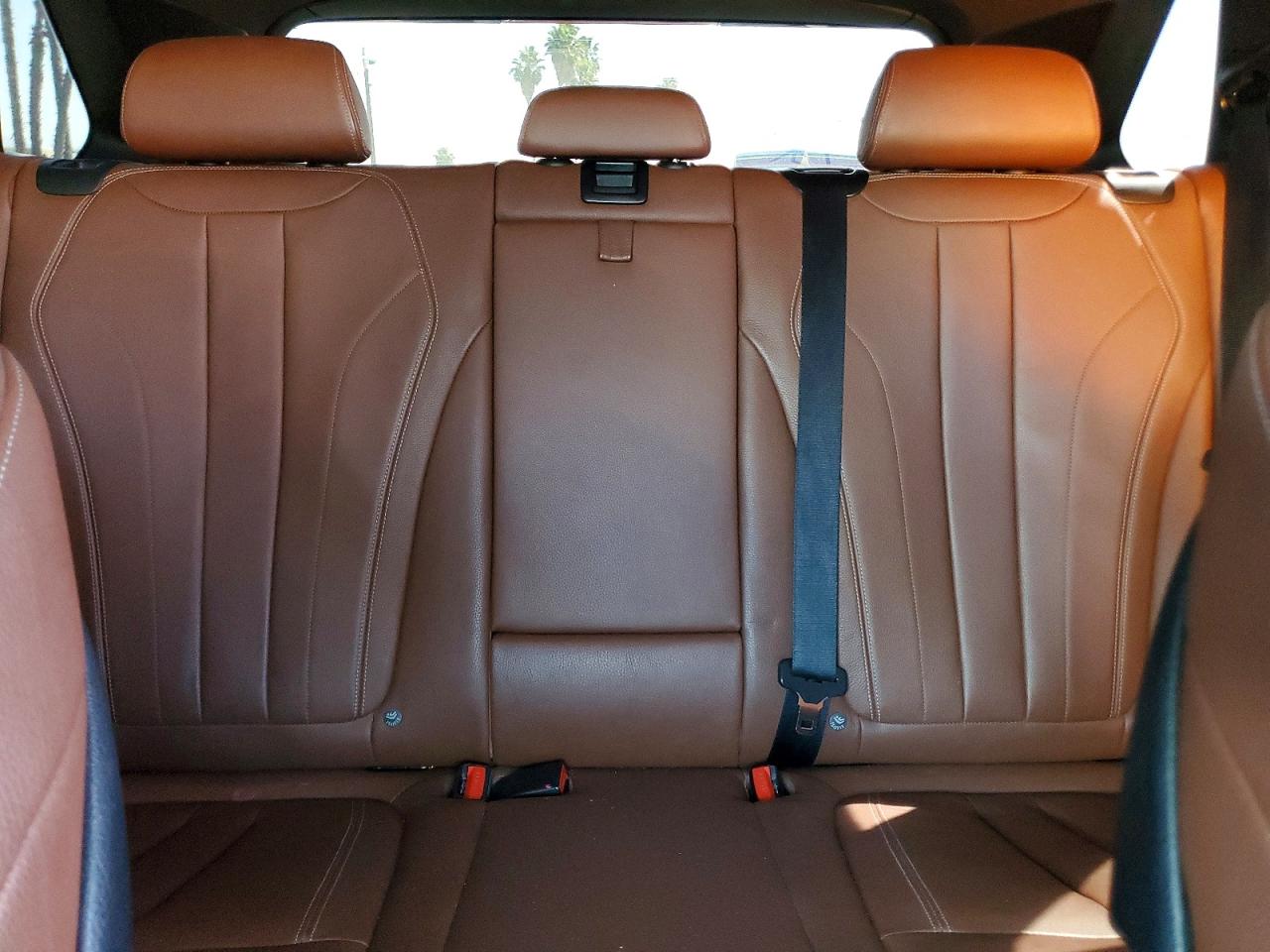 2017 BMW X5 XDR40E photo 28