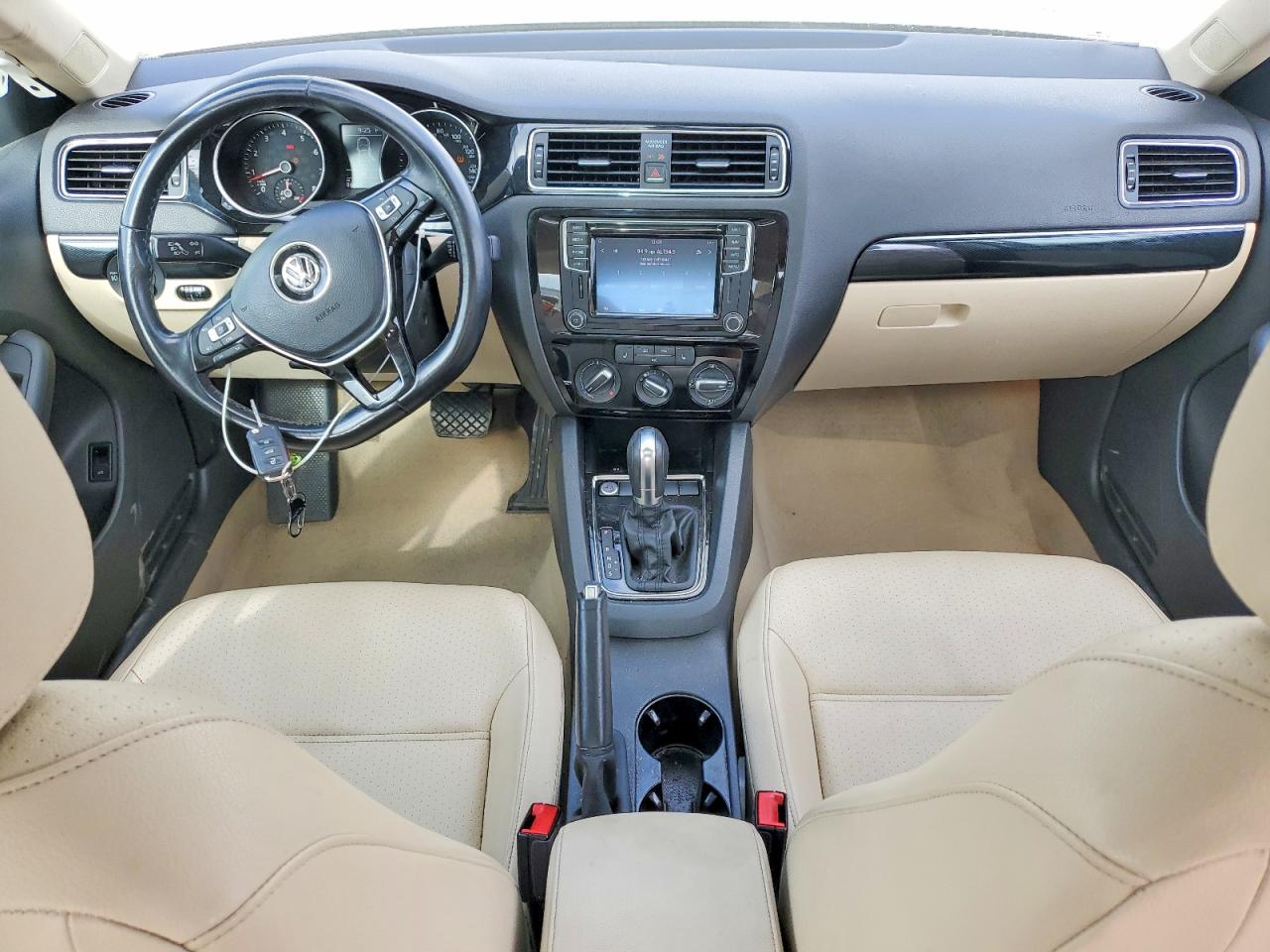 2016 VOLKSWAGEN JETTA SEL photo 22