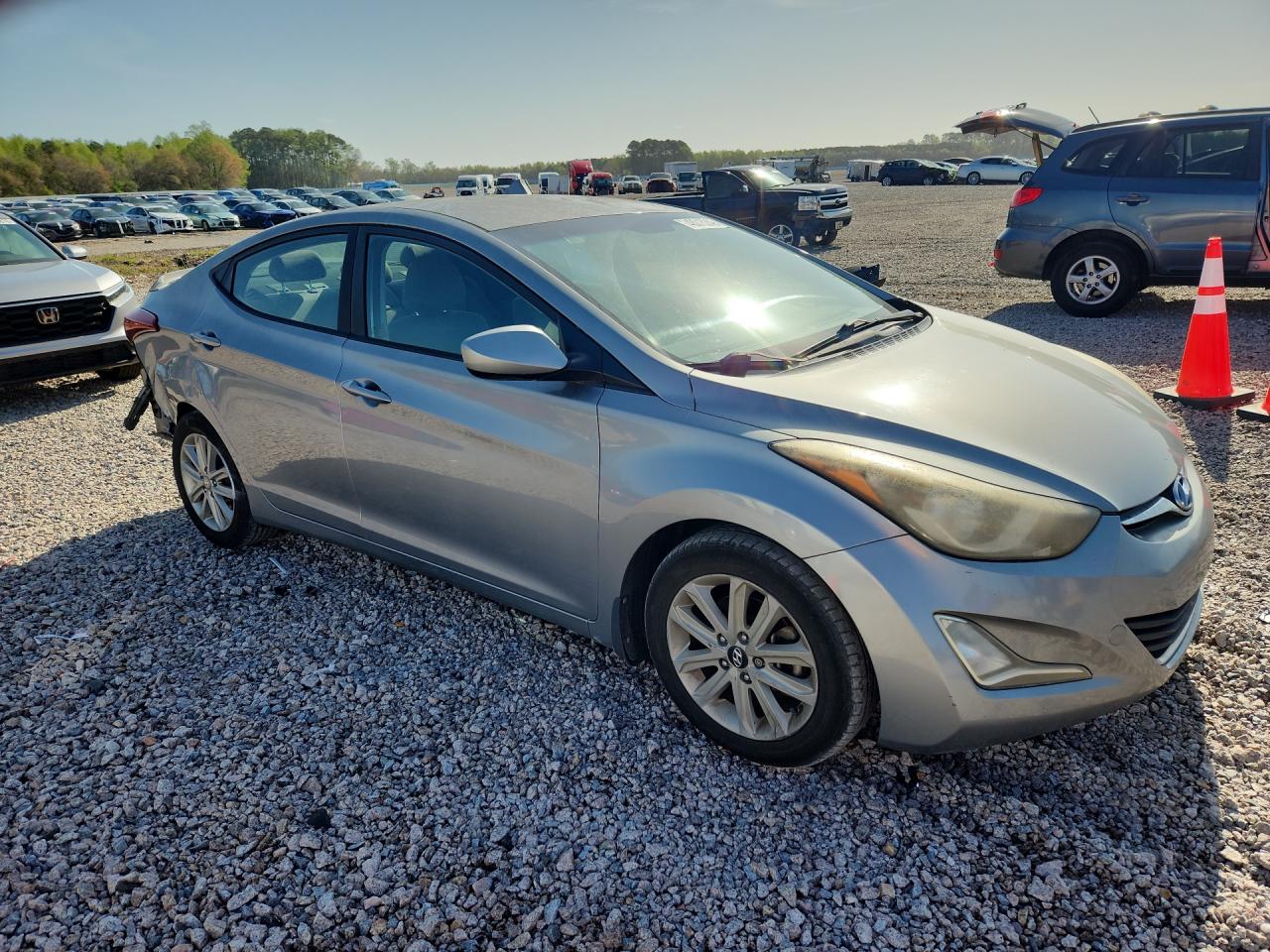 2015 HYUNDAI ELANTRA SE photo 7