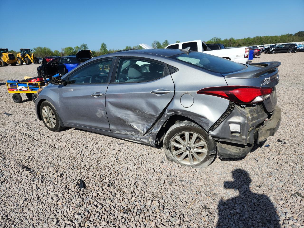 2015 HYUNDAI ELANTRA SE photo 3