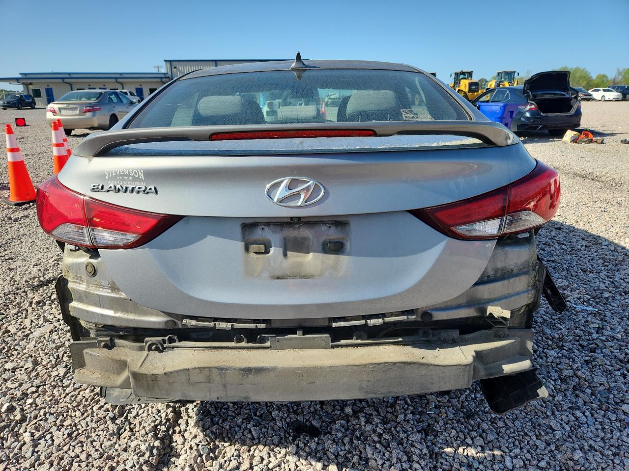 2015 HYUNDAI ELANTRA SE photo 11