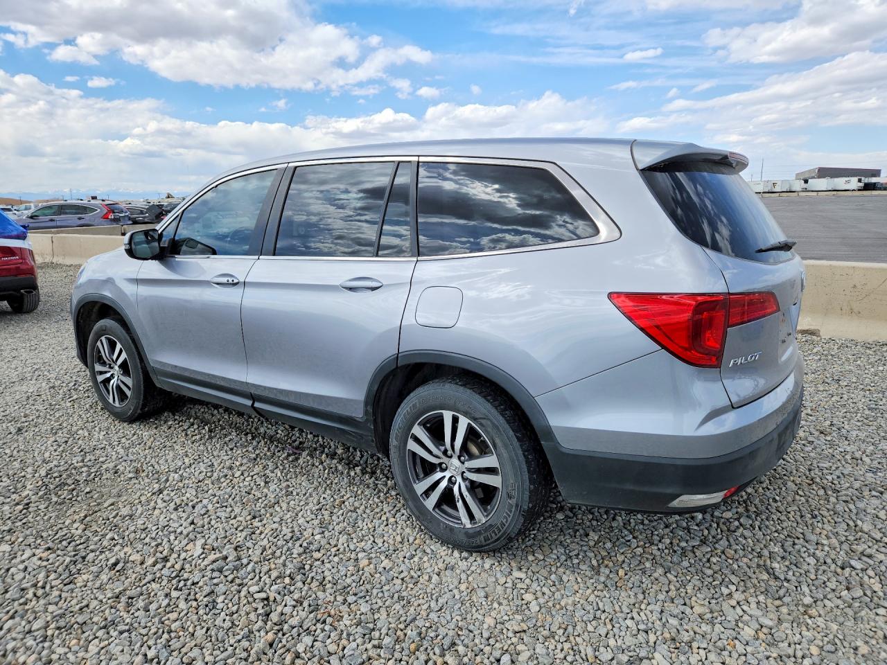 2016 HONDA PILOT EXL photo 4