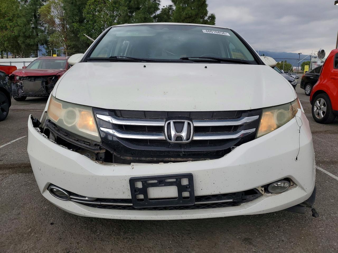 2014 HONDA ODYSSEY TOURING photo 13