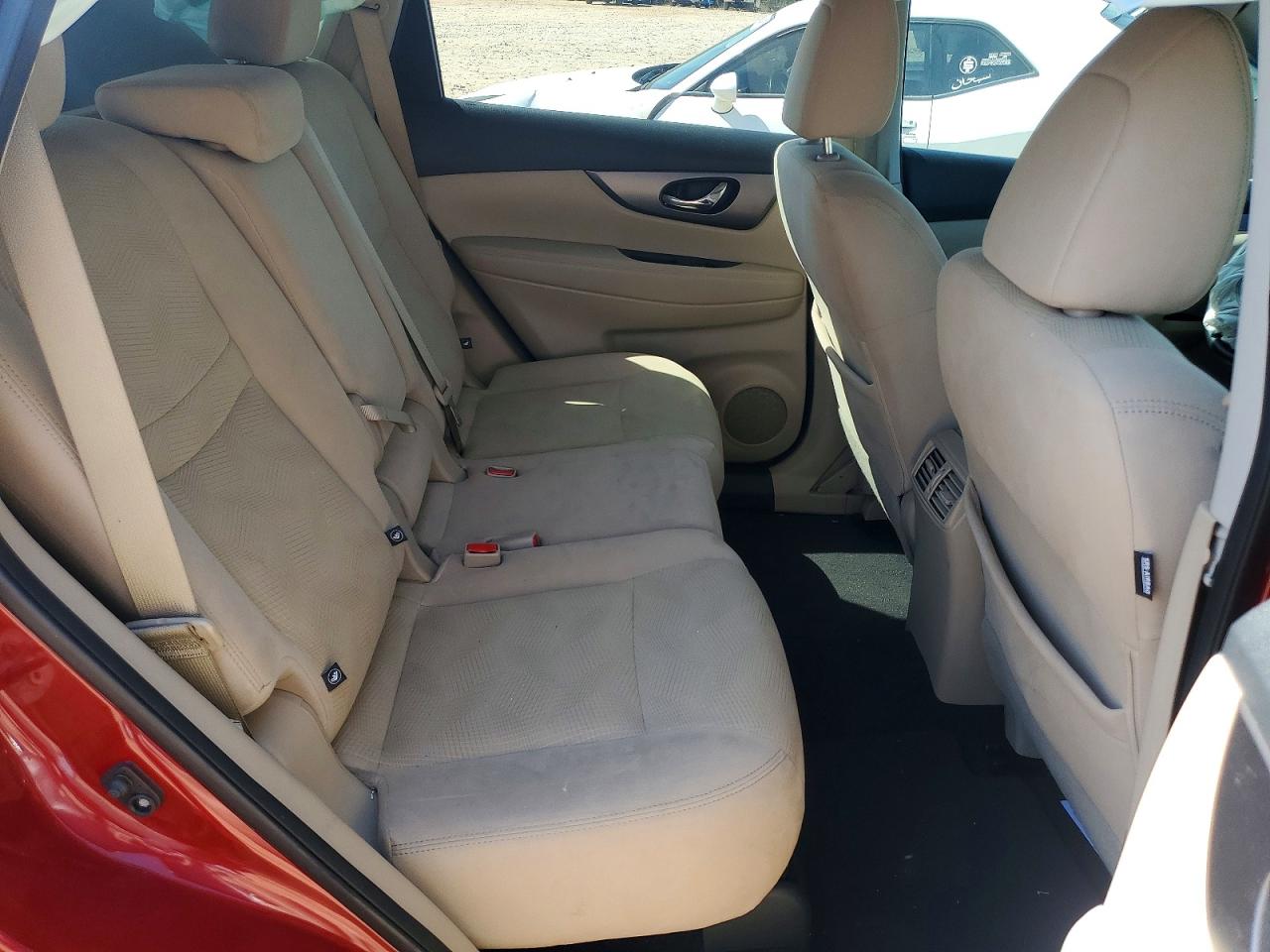 2016 NISSAN ROGUE SV photo 31