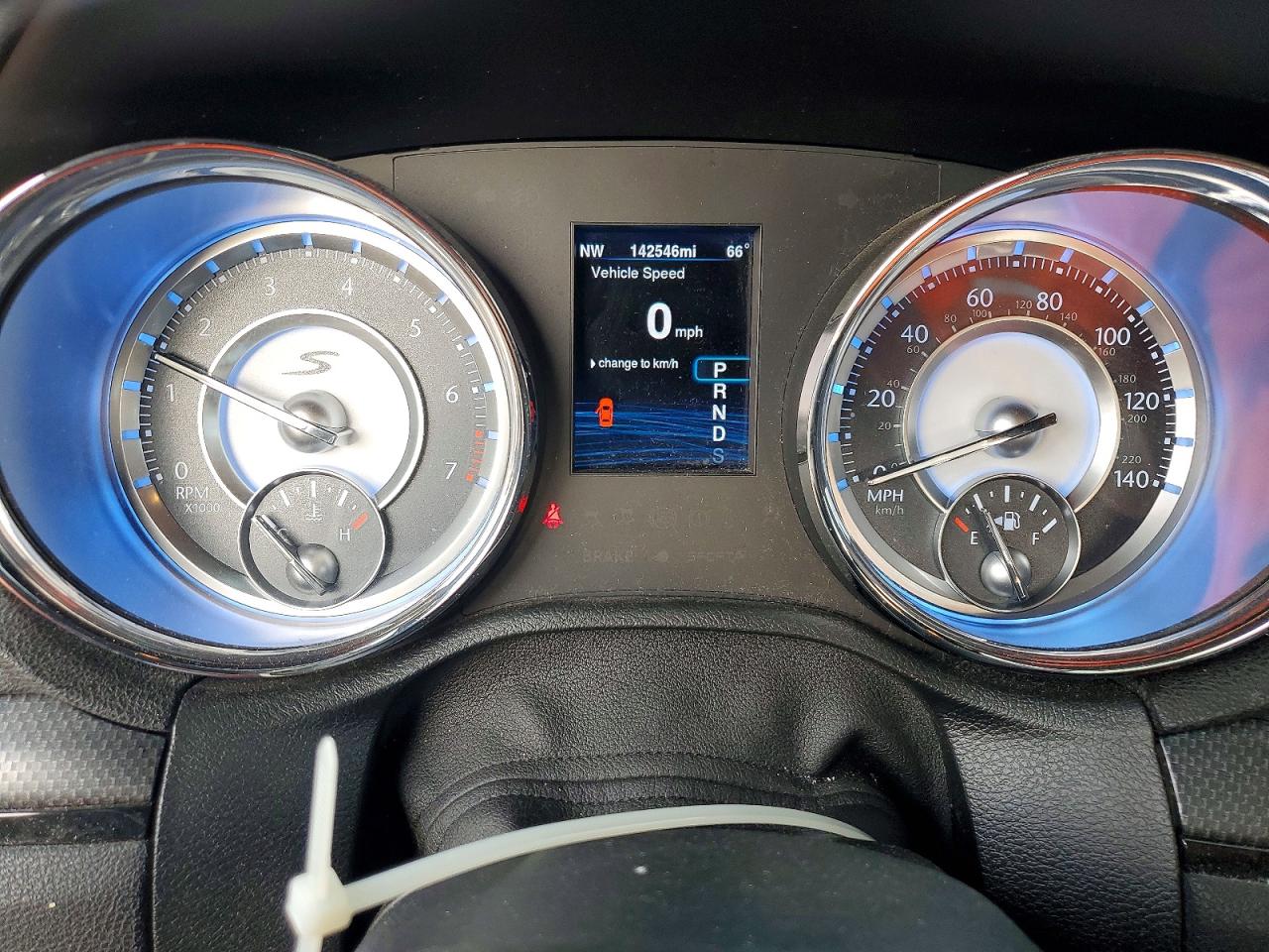 2014 CHRYSLER 300 S photo 9