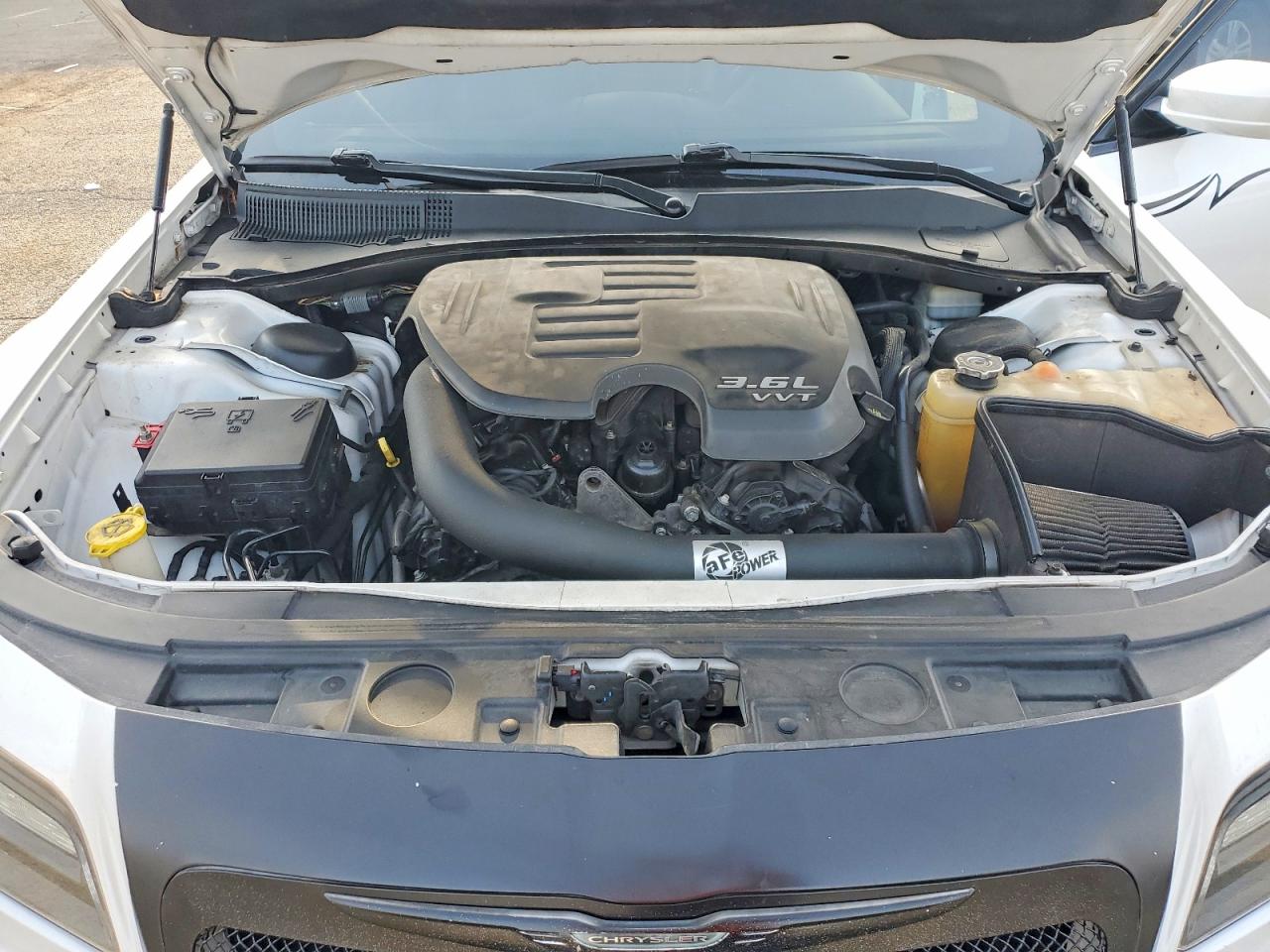 2014 CHRYSLER 300 S photo 11