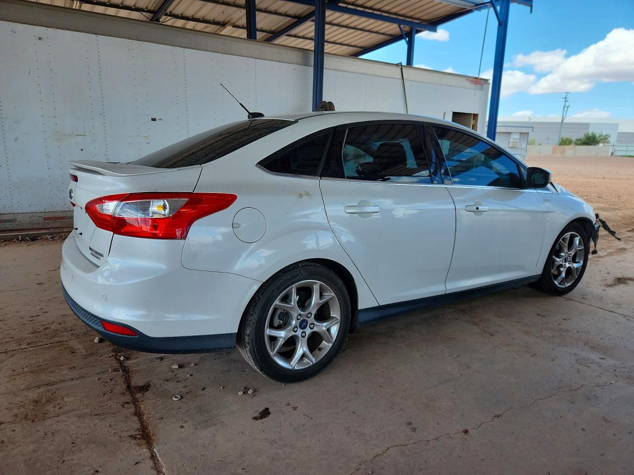2014 FORD FOCUS TITANIUM photo 5