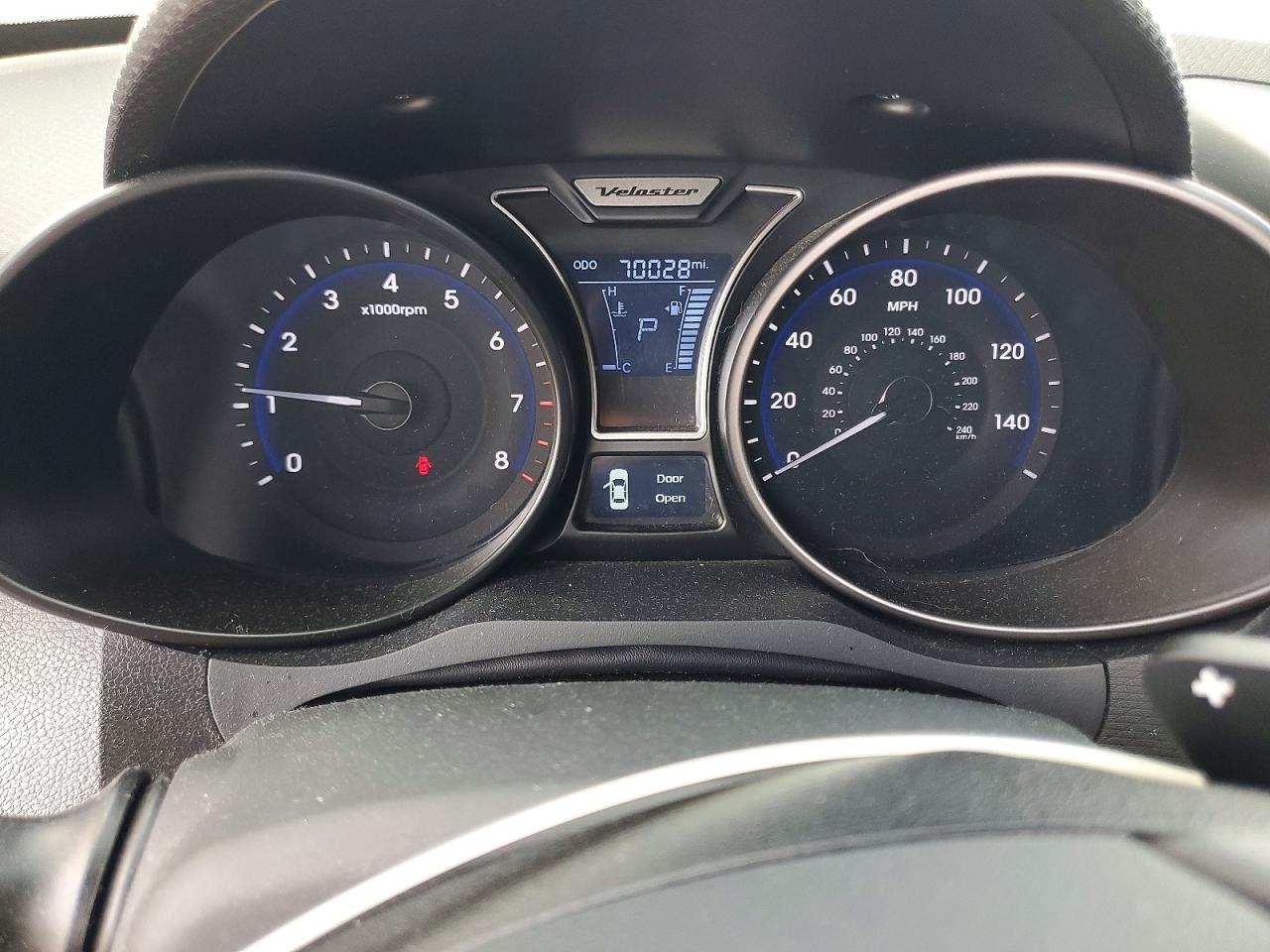 2014 HYUNDAI VELOSTER TURBO photo 9