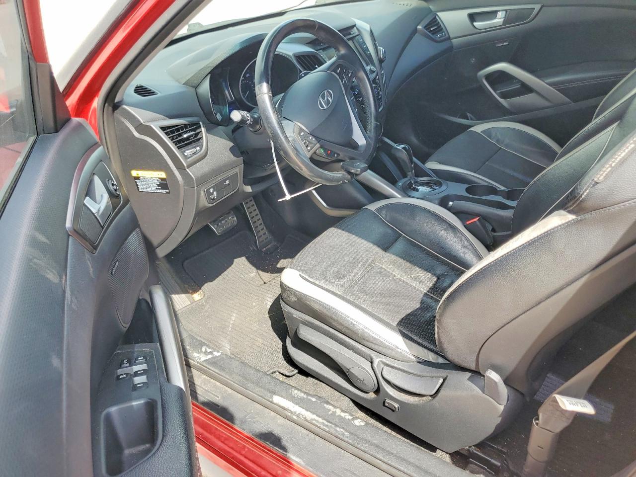 2014 HYUNDAI VELOSTER TURBO photo 8