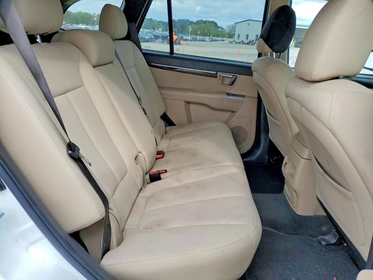 2012 HYUNDAI SANTA FE GLS photo 28