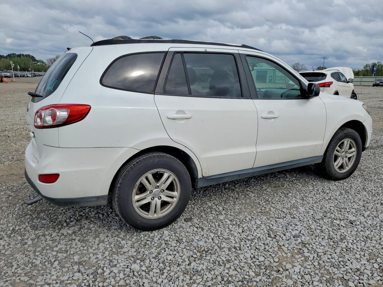 2012 HYUNDAI SANTA FE GLS photo 7