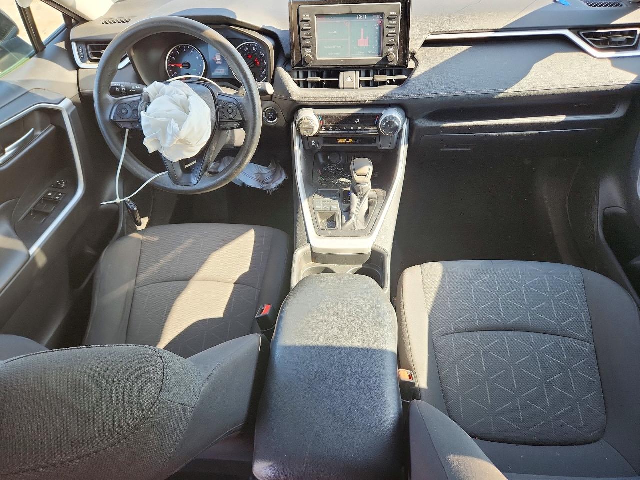 2019 TOYOTA RAV4 XLE photo 15