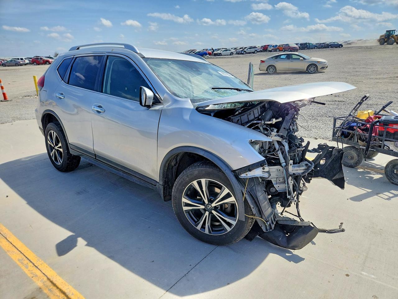 2020 NISSAN ROGUE SV photo 10