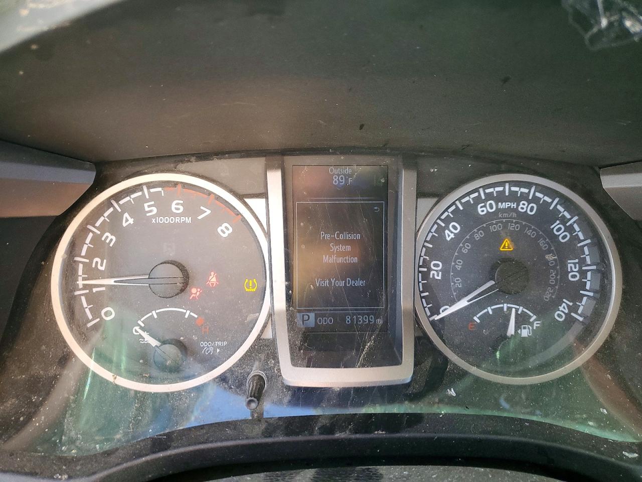 2019 TOYOTA TACOMA SR5 photo 17