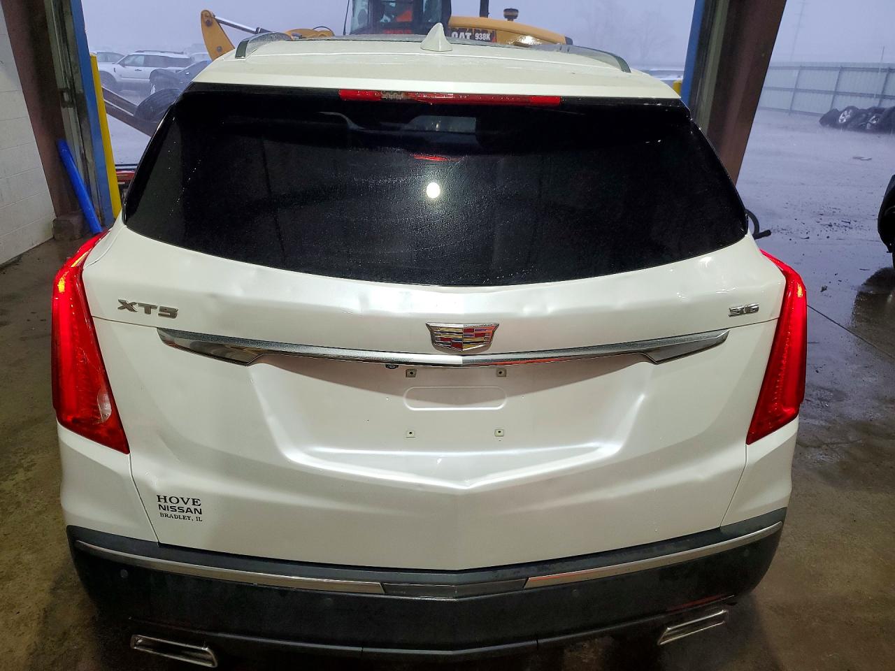2018 CADILLAC XT5 LUXURY photo 6