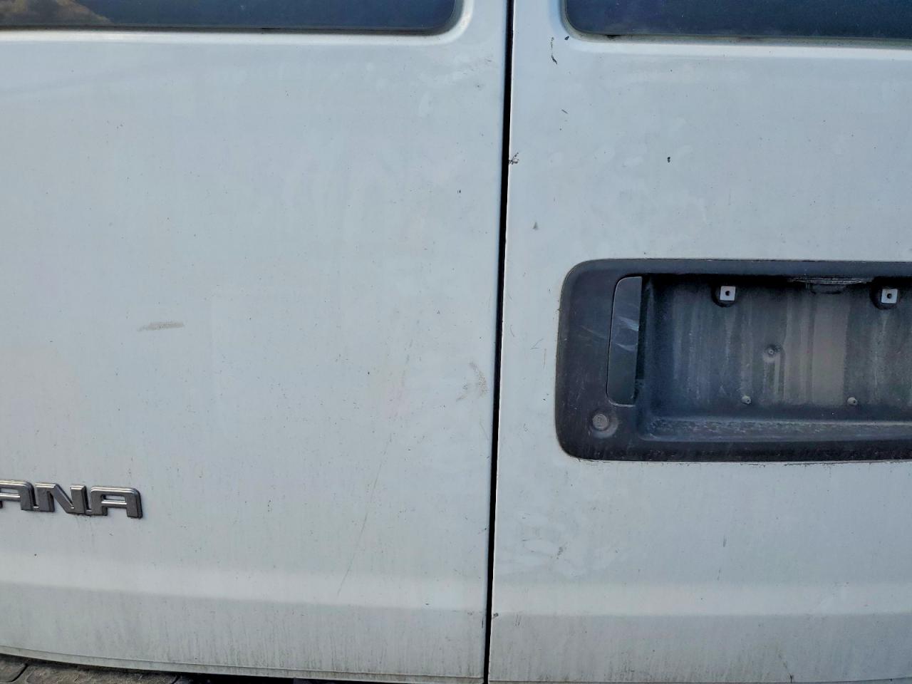 2017 GMC SAVANA 2500 CARGO DELIVERY VAN photo 28