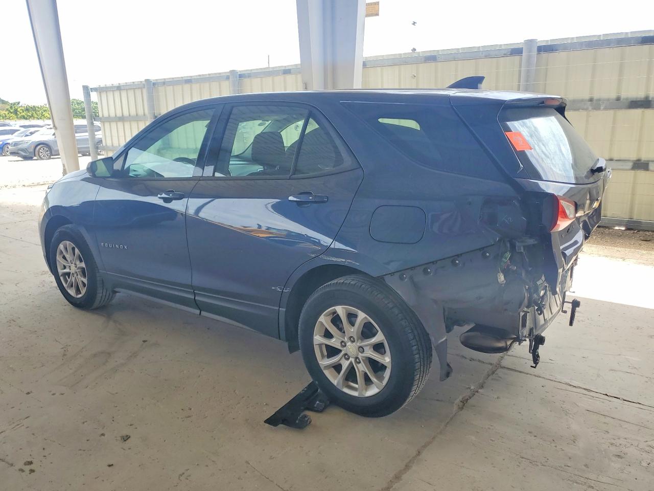 2019 CHEVROLET EQUINOX LS photo 2